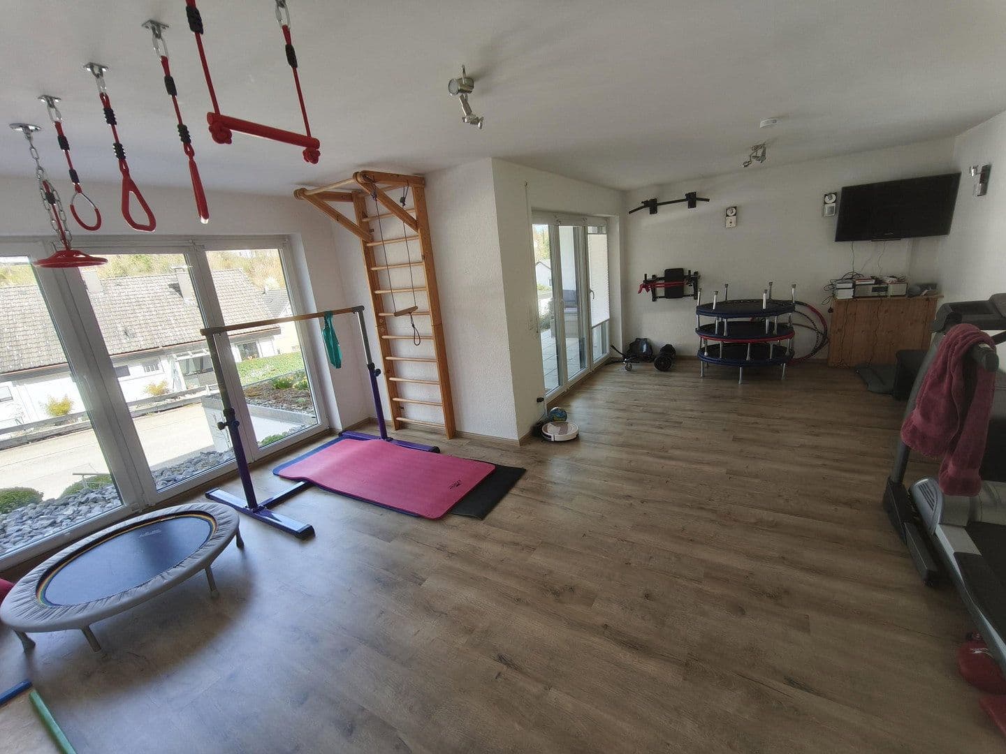 Predaj domu 197 m², pozemek 785 m², Albstadt, Bádensko-Wurttembersko Predaj domu 197 m², pozemek 785 m², Albstadt, Bádensko-Wurttembersko