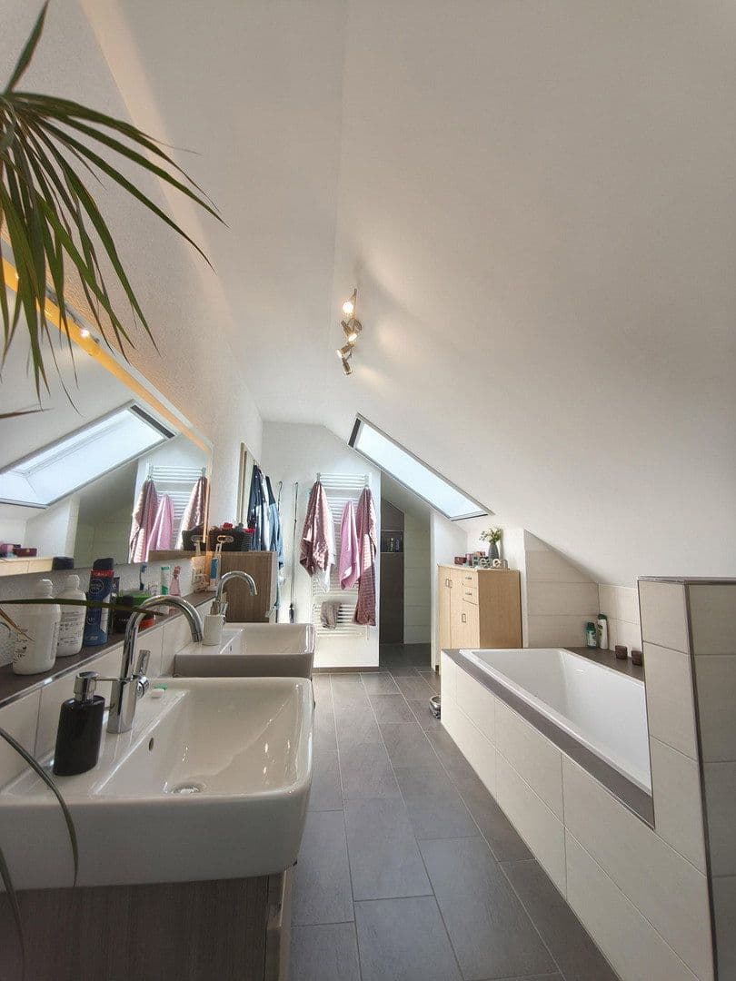 Predaj domu 197 m², pozemek 785 m², Albstadt, Bádensko-Wurttembersko Predaj domu 197 m², pozemek 785 m², Albstadt, Bádensko-Wurttembersko