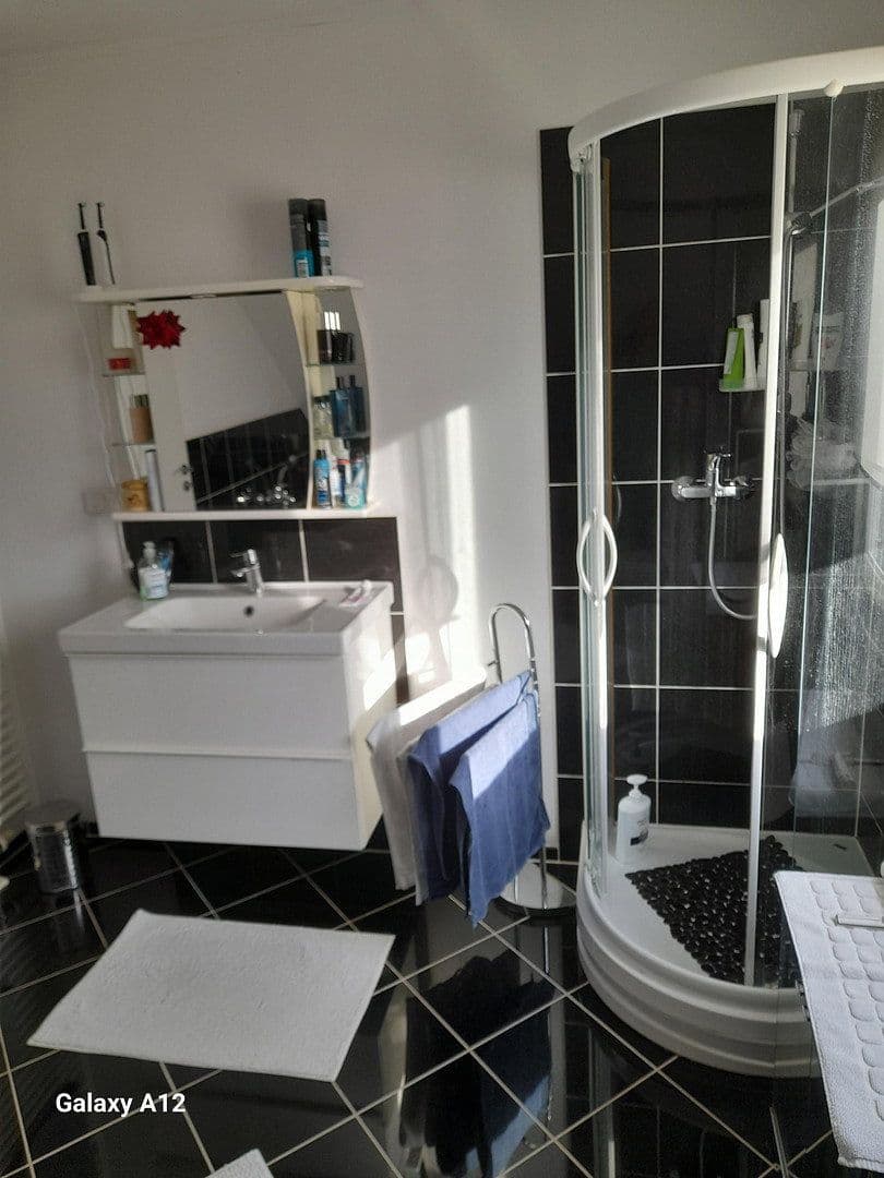 Predaj domu 125 m², pozemek 500 m², Wörth am Rhein, Porýnie-Falcko Predaj domu 125 m², pozemek 500 m², Wörth am Rhein, Porýnie-Falcko