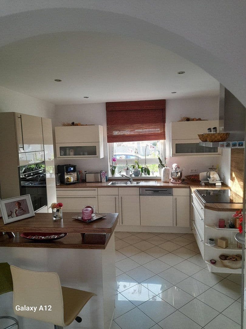 Predaj domu 125 m², pozemek 500 m², Wörth am Rhein, Porýnie-Falcko Predaj domu 125 m², pozemek 500 m², Wörth am Rhein, Porýnie-Falcko