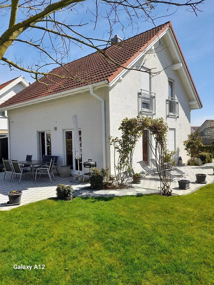 Predaj domu 125 m², pozemek 500 m², Wörth am Rhein, Porýnie-Falcko Predaj domu 125 m², pozemek 500 m², Wörth am Rhein, Porýnie-Falcko