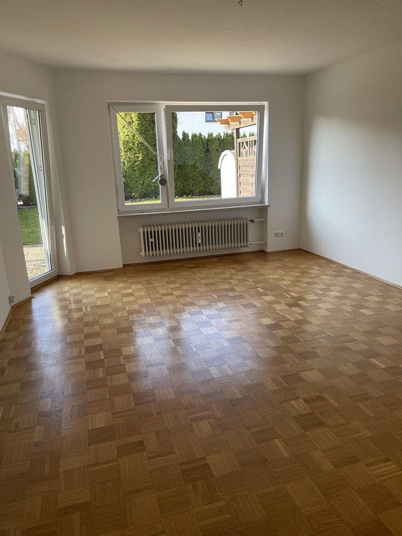 Prenájom bytu 3-izbový 70 m², Planegg, Bavorsko Prenájom bytu 3-izbový 70 m², Planegg, Bavorsko