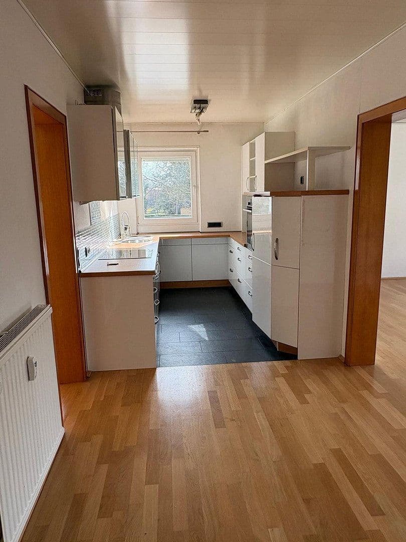 Predaj bytu 3-izbový 85 m², Oelkerstraße 18, Bielefeld, Severné Porýnie - Westfálsko Predaj bytu 3-izbový 85 m², Oelkerstraße 18, Bielefeld, Severné Porýnie - Westfálsko