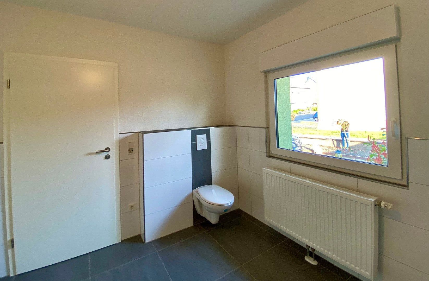 Prenájom bytu 4-izbový 105 m², Püttlingen, Sársko Prenájom bytu 4-izbový 105 m², Püttlingen, Sársko