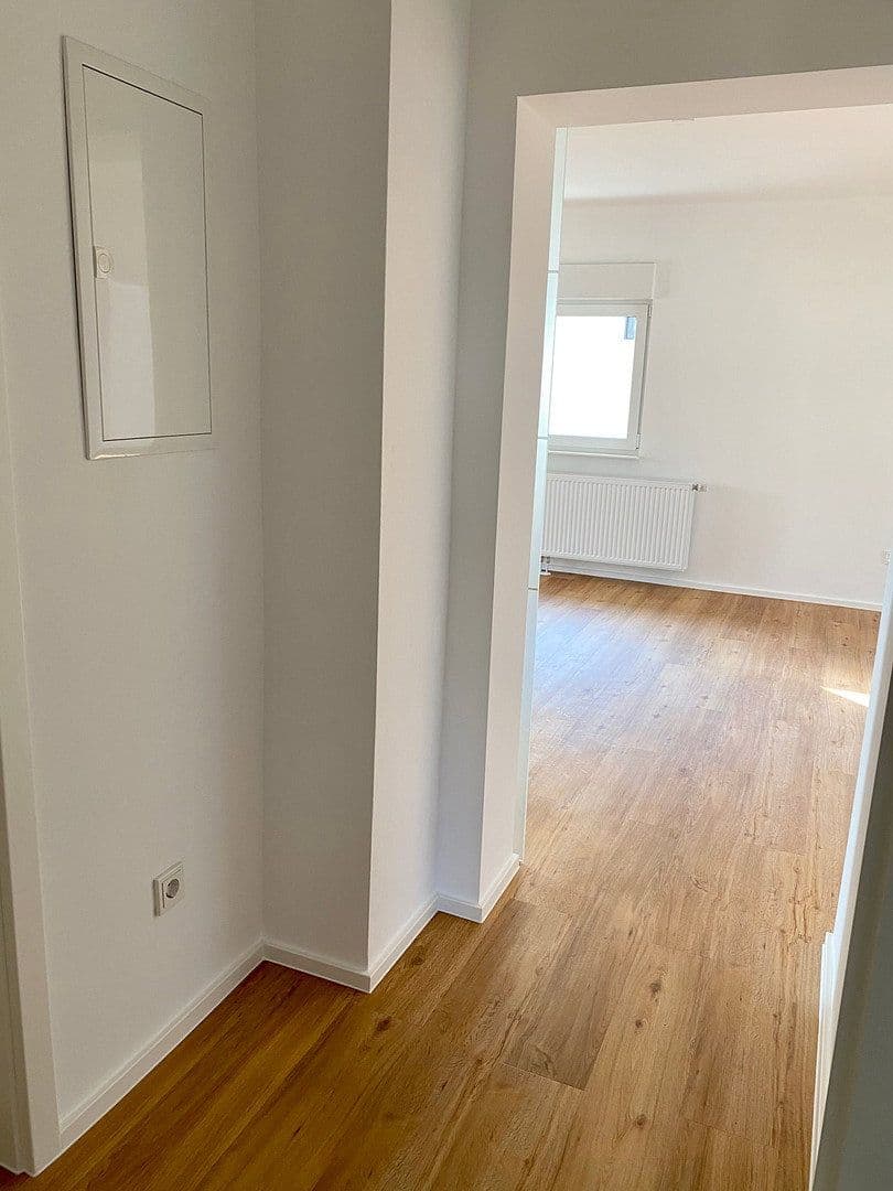 Prenájom bytu 4-izbový 105 m², Püttlingen, Sársko Prenájom bytu 4-izbový 105 m², Püttlingen, Sársko
