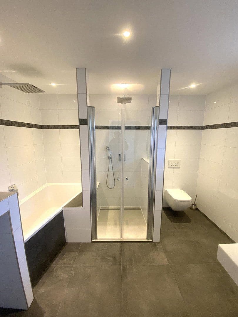 Predaj bytu 3-izbový 88 m², Haar, Bavorsko Predaj bytu 3-izbový 88 m², Haar, Bavorsko