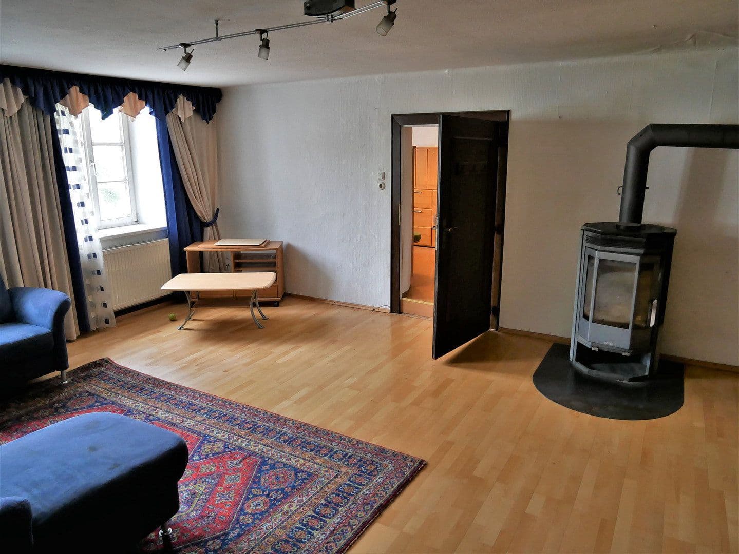 Predaj domu 390 m², pozemek 950 m², Hauptstraße 75, Frankenmarkt, Horné Rakúsko Predaj domu 390 m², pozemek 950 m², Hauptstraße 75, Frankenmarkt, Horné Rakúsko