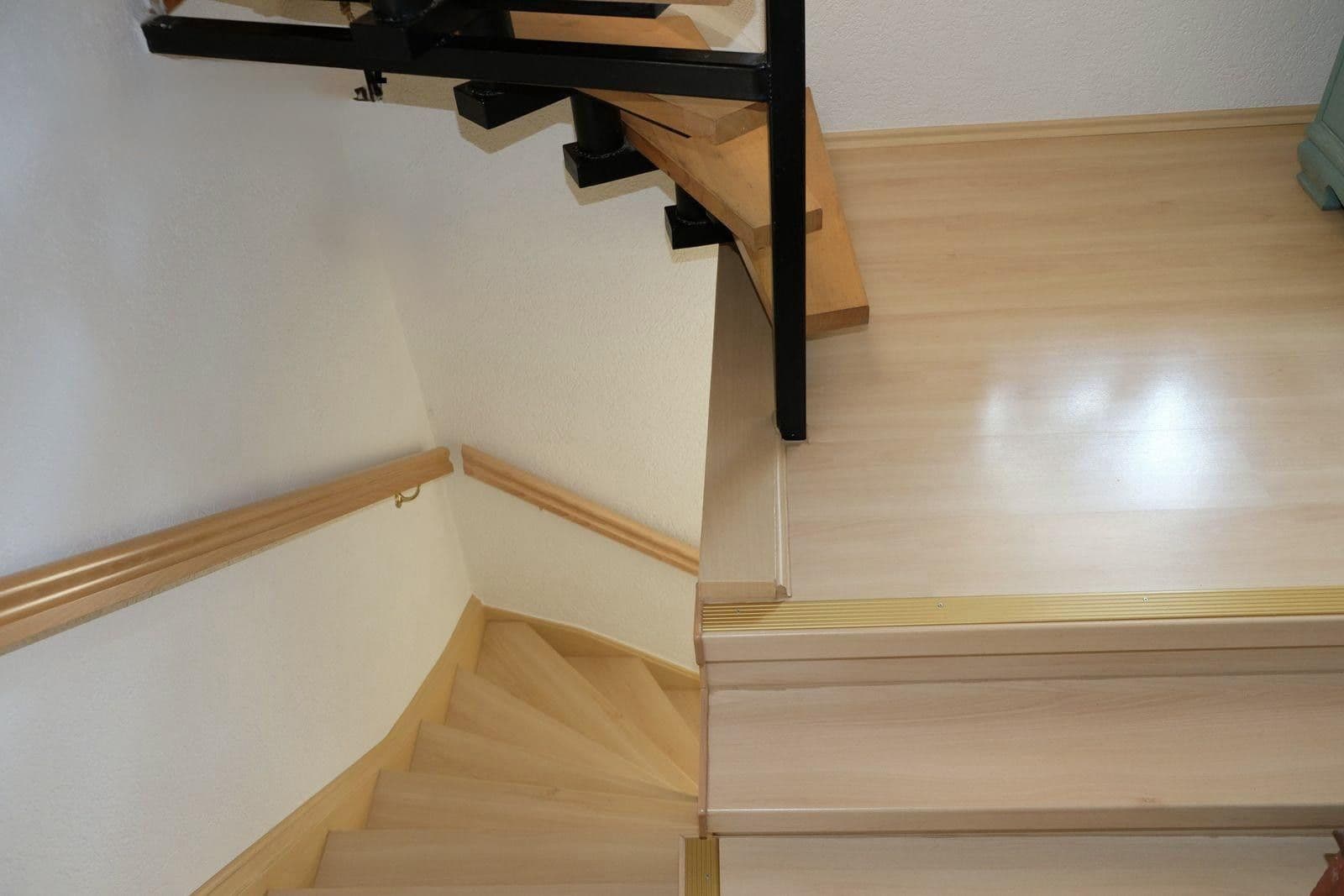 Predaj domu 242 m², pozemek 3.066 m², Claußnitz, Sasko Predaj domu 242 m², pozemek 3.066 m², Claußnitz, Sasko