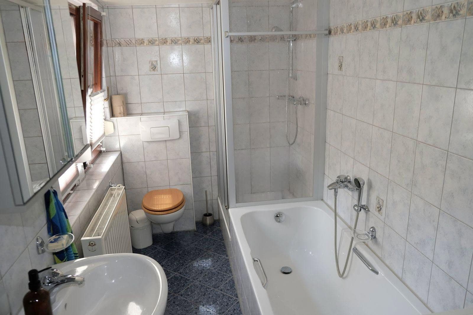 Predaj domu 242 m², pozemek 3.066 m², Claußnitz, Sasko Predaj domu 242 m², pozemek 3.066 m², Claußnitz, Sasko