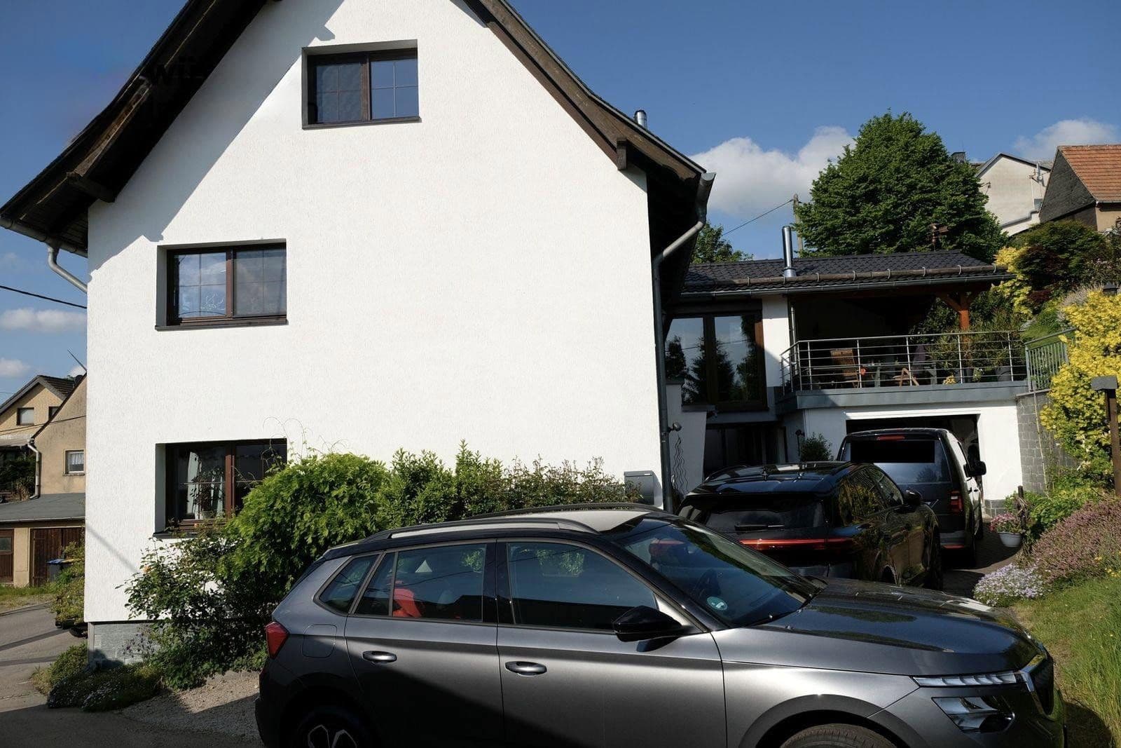 Predaj domu 242 m², pozemek 3.066 m², Claußnitz, Sasko Predaj domu 242 m², pozemek 3.066 m², Claußnitz, Sasko