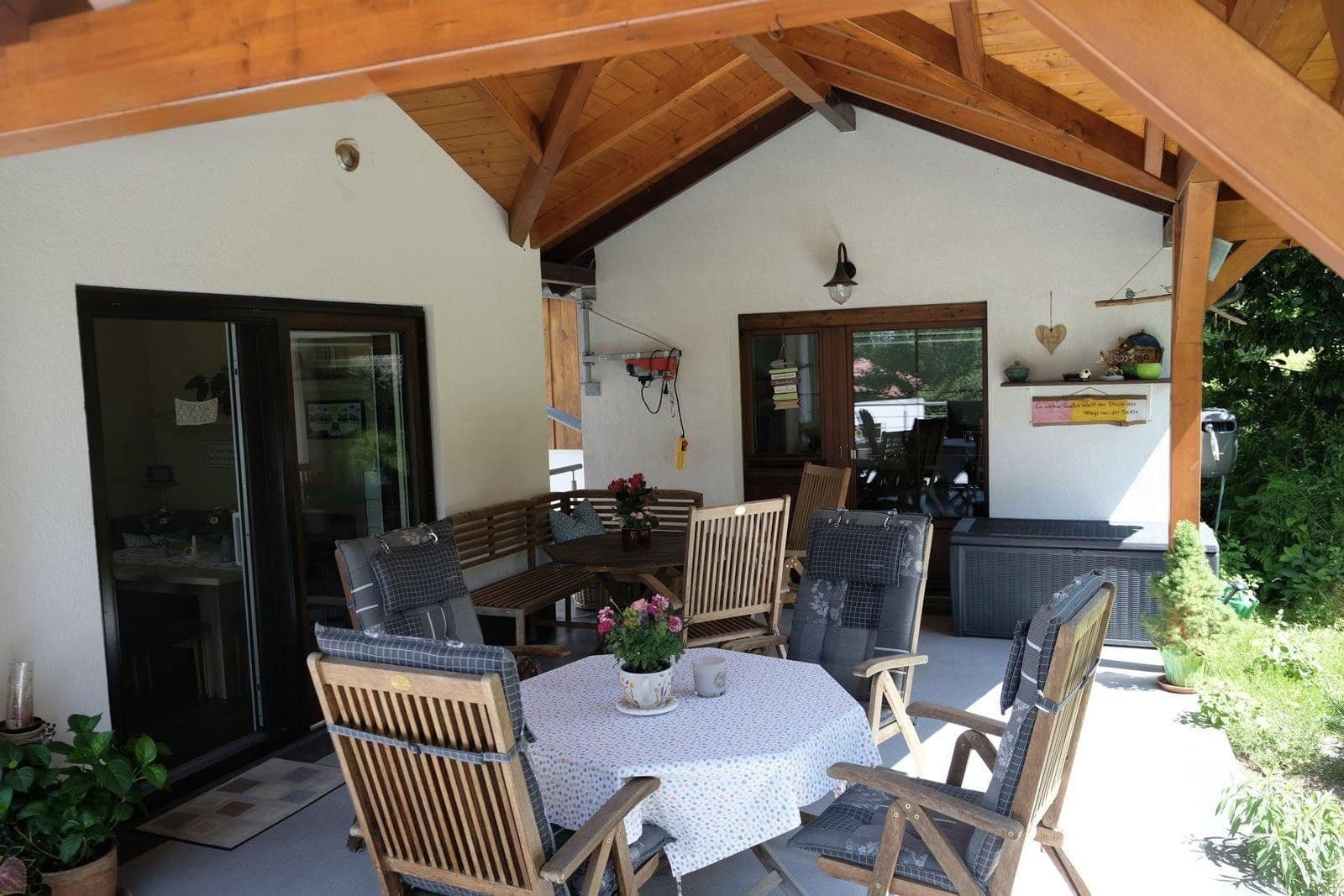 Predaj domu 242 m², pozemek 3.066 m², Claußnitz, Sasko Predaj domu 242 m², pozemek 3.066 m², Claußnitz, Sasko