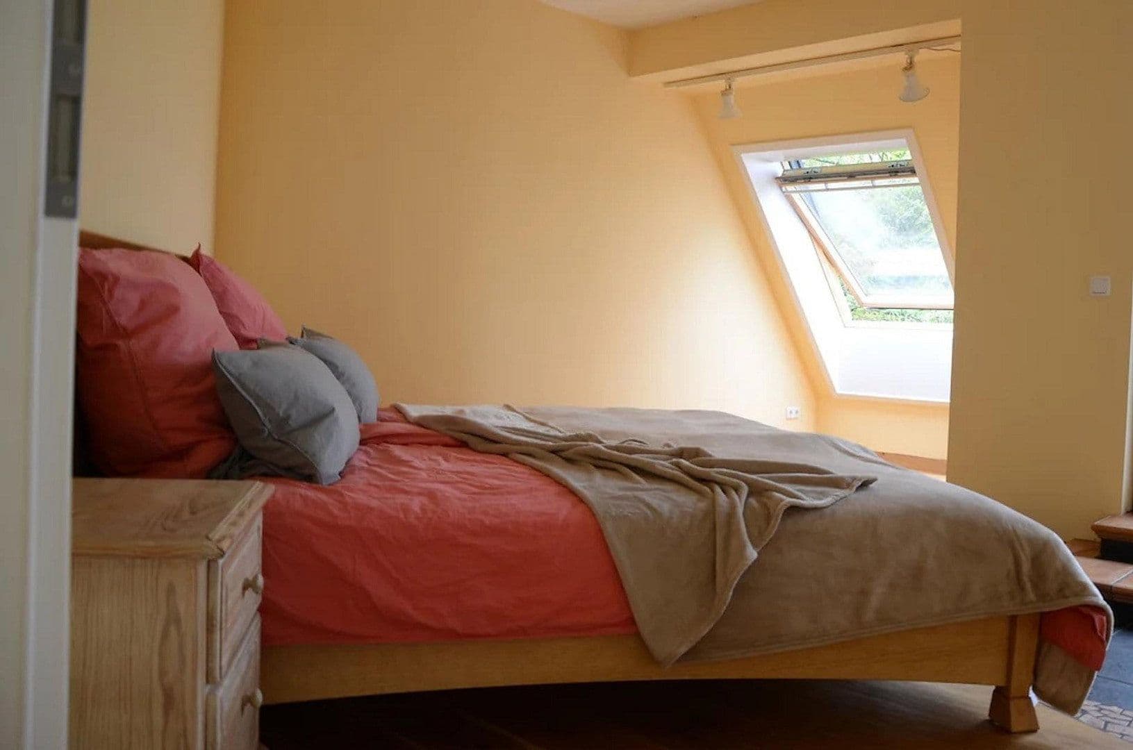 Predaj domu 241 m², pozemek 10.400 m², Klein Offenseth-Sparrieshoop, Šlezvicko-Holštajnsko Predaj domu 241 m², pozemek 10.400 m², Klein Offenseth-Sparrieshoop, Šlezvicko-Holštajnsko