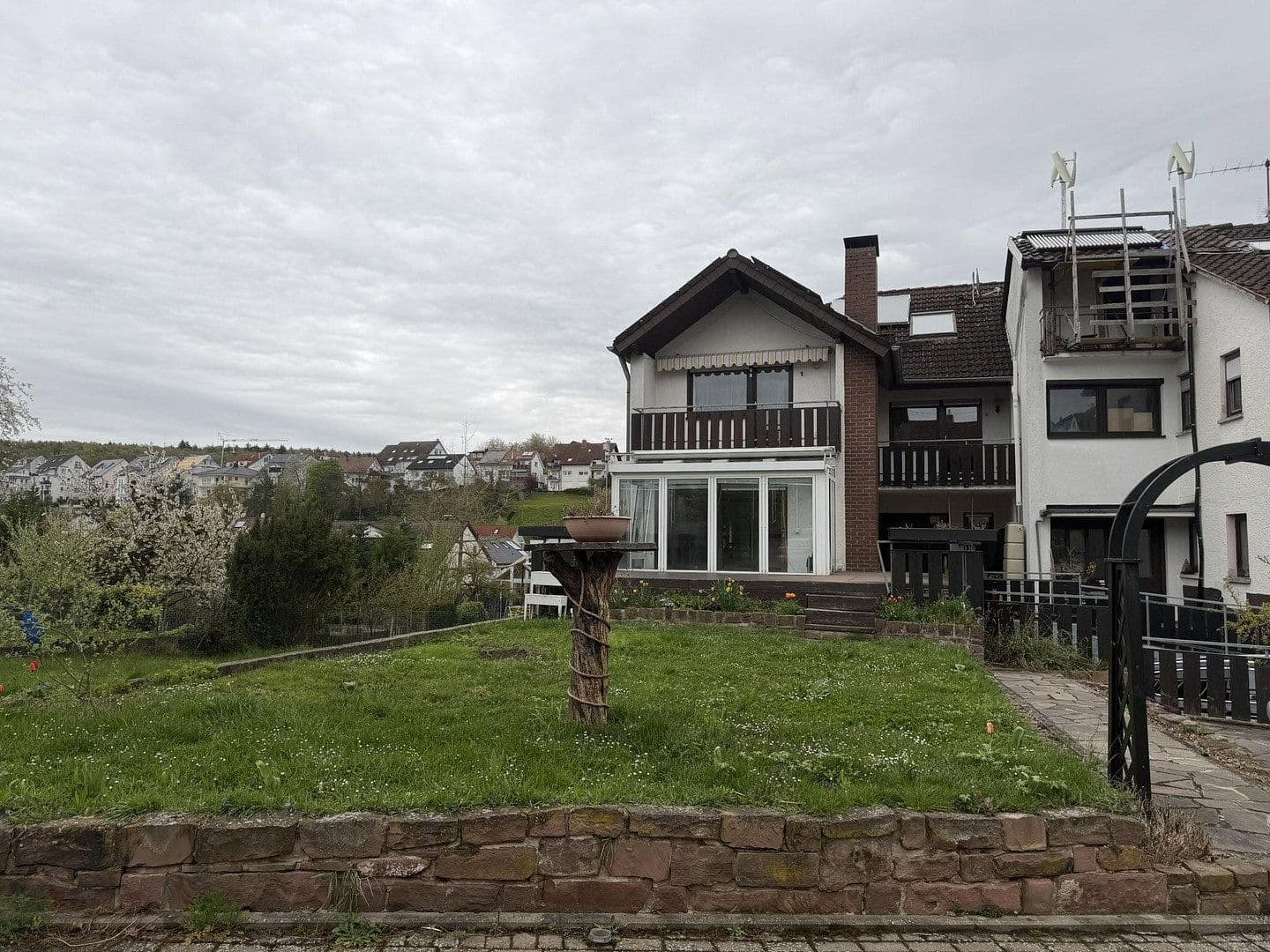 Predaj domu 160 m², pozemek 263 m², Bergstr. 4a, Pfinztal, Bádensko-Wurttembersko Predaj domu 160 m², pozemek 263 m², Bergstr. 4a, Pfinztal, Bádensko-Wurttembersko