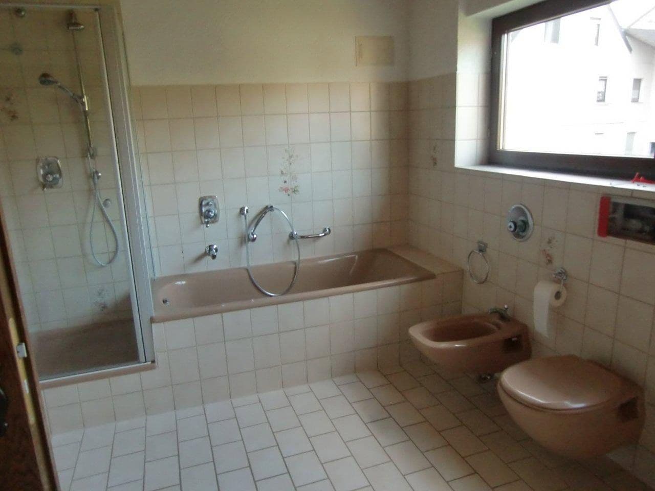 Predaj domu 160 m², pozemek 263 m², Bergstr. 4a, Pfinztal, Bádensko-Wurttembersko Predaj domu 160 m², pozemek 263 m², Bergstr. 4a, Pfinztal, Bádensko-Wurttembersko