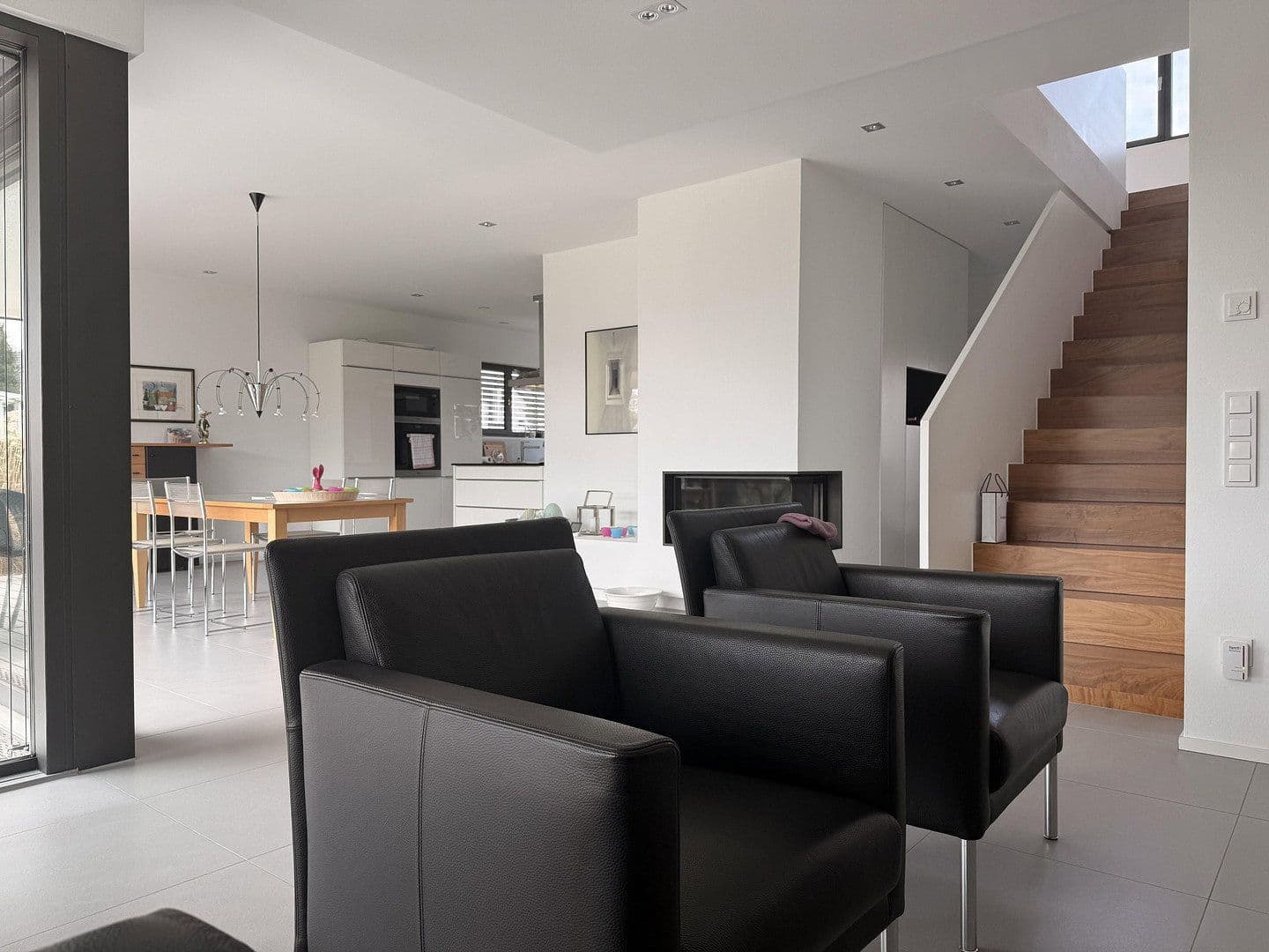 Predaj domu 240 m², pozemek 550 m², Winnenden, Bádensko-Wurttembersko Predaj domu 240 m², pozemek 550 m², Winnenden, Bádensko-Wurttembersko