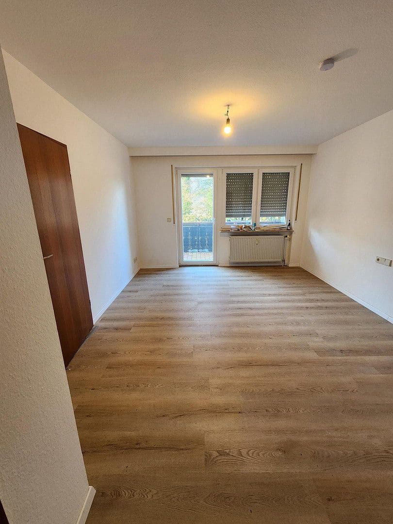 Predaj domu 653 m², pozemek 1.470 m², Bad Liebenzell, Bádensko-Wurttembersko Predaj domu 653 m², pozemek 1.470 m², Bad Liebenzell, Bádensko-Wurttembersko