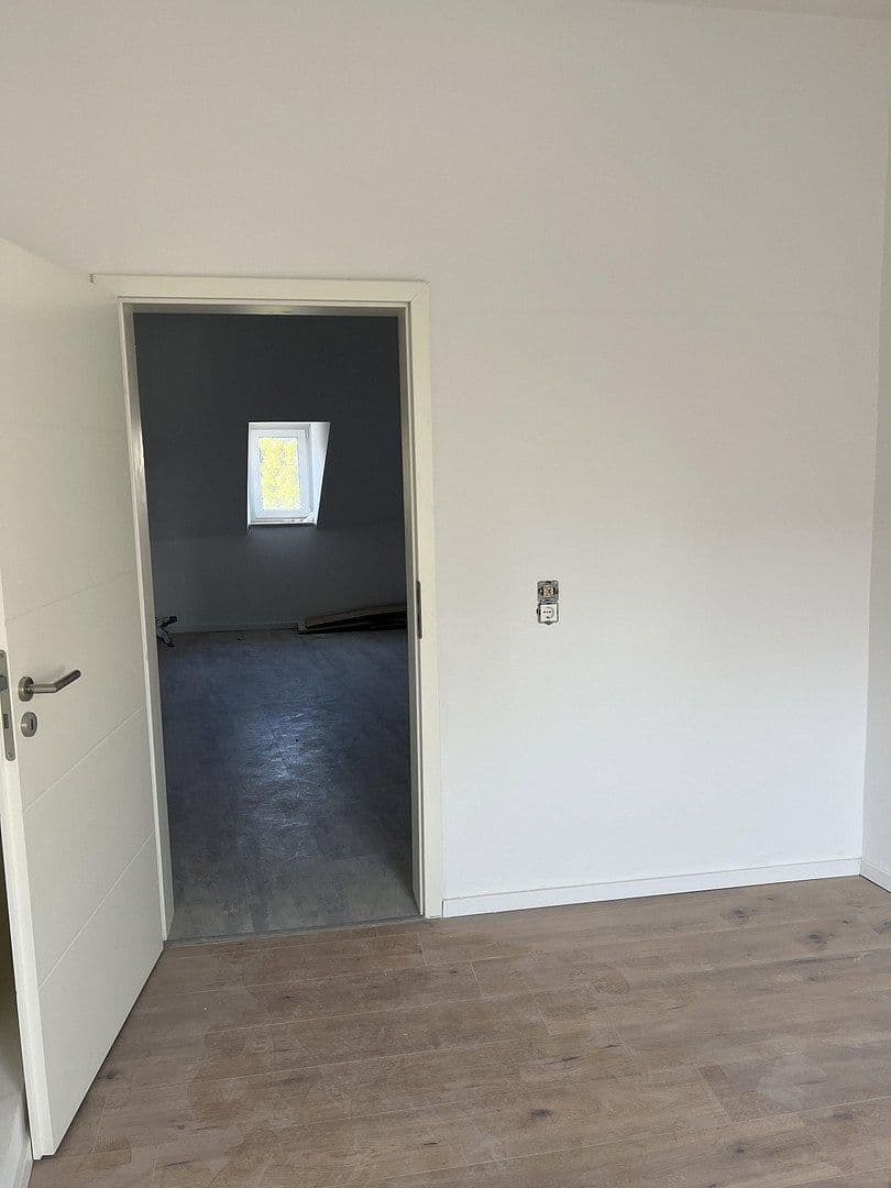 Prenájom bytu 2-izbový 60 m², Schulenburger Landstr 55, Hannover, Dolné Sasko Prenájom bytu 2-izbový 60 m², Schulenburger Landstr 55, Hannover, Dolné Sasko