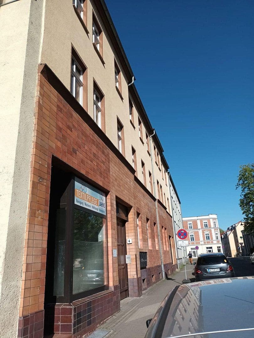 Prenájom bytu 3-izbový 100 m², Straße der Glasmacher 4, Weißwasser/O.L. - Běła Woda, Sasko Prenájom bytu 3-izbový 100 m², Straße der Glasmacher 4, Weißwasser/O.L. - Běła Woda, Sasko