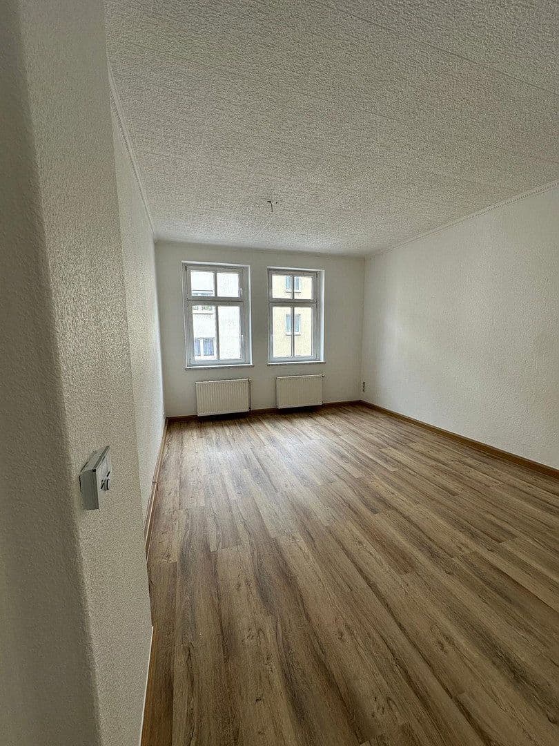 Prenájom bytu 3-izbový 100 m², Straße der Glasmacher 4, Weißwasser/O.L. - Běła Woda, Sasko Prenájom bytu 3-izbový 100 m², Straße der Glasmacher 4, Weißwasser/O.L. - Běła Woda, Sasko