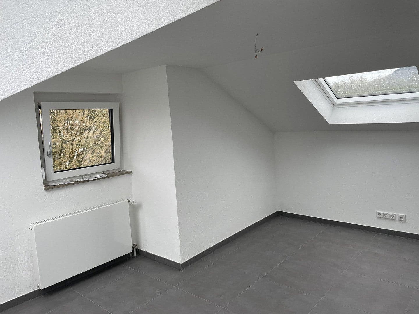 Prenájom bytu 2-izbový 90 m², Waldstetten, Bádensko-Wurttembersko Prenájom bytu 2-izbový 90 m², Waldstetten, Bádensko-Wurttembersko