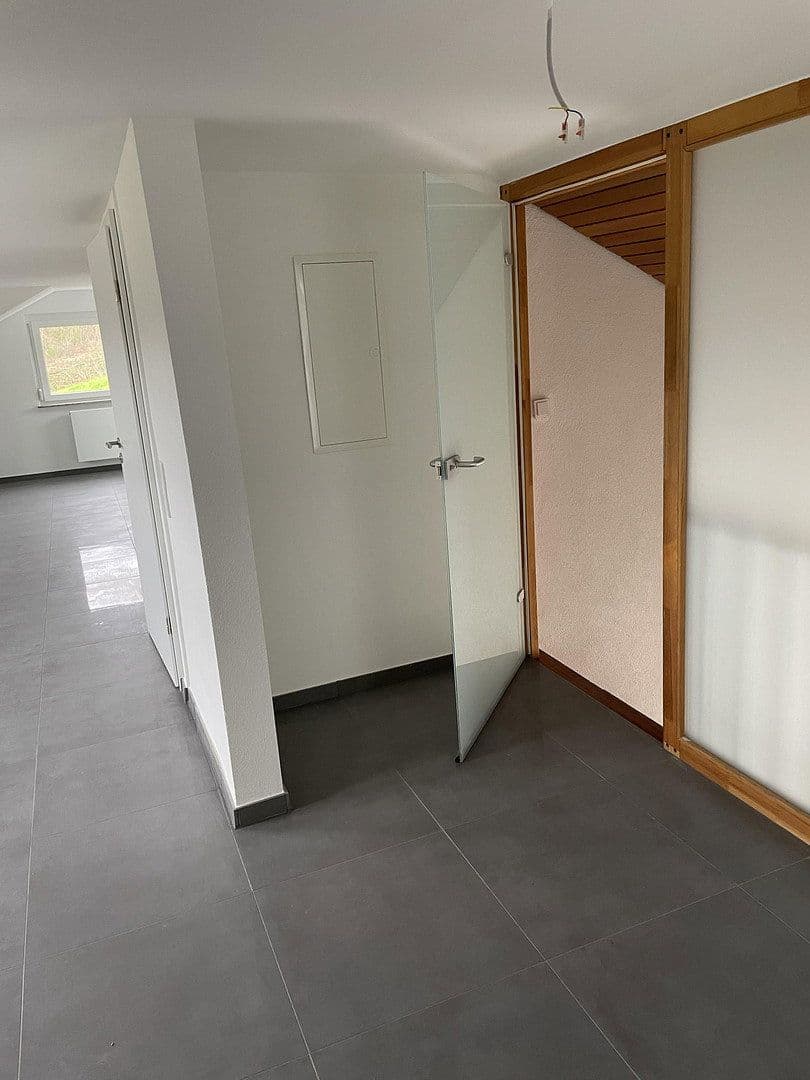 Prenájom bytu 2-izbový 90 m², Waldstetten, Bádensko-Wurttembersko Prenájom bytu 2-izbový 90 m², Waldstetten, Bádensko-Wurttembersko