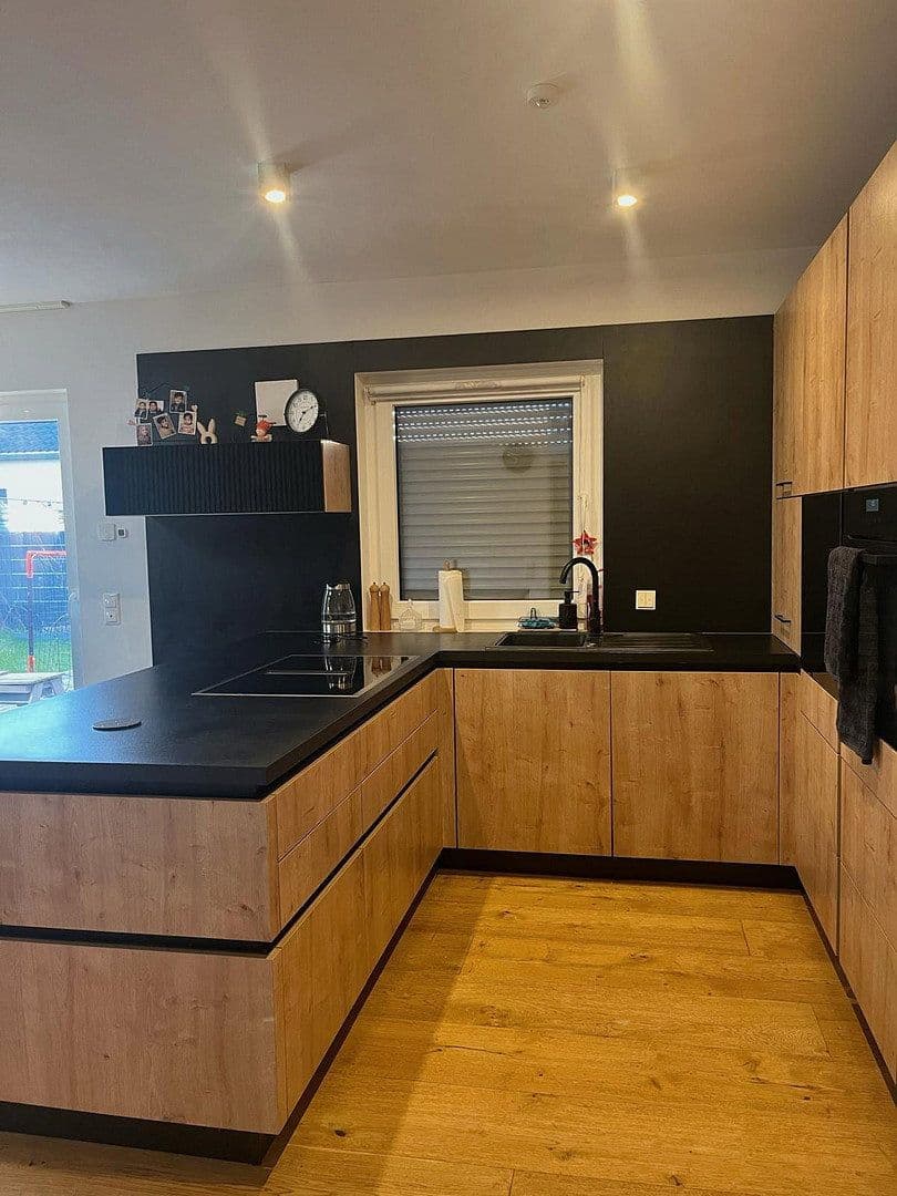 Predaj domu 160 m², pozemek 700 m², Taucha, Sasko Predaj domu 160 m², pozemek 700 m², Taucha, Sasko