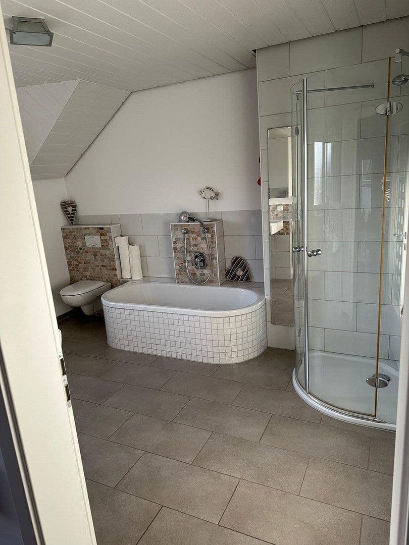 Predaj domu 205 m², pozemek 450 m², Rodgau, Hesensko Predaj domu 205 m², pozemek 450 m², Rodgau, Hesensko