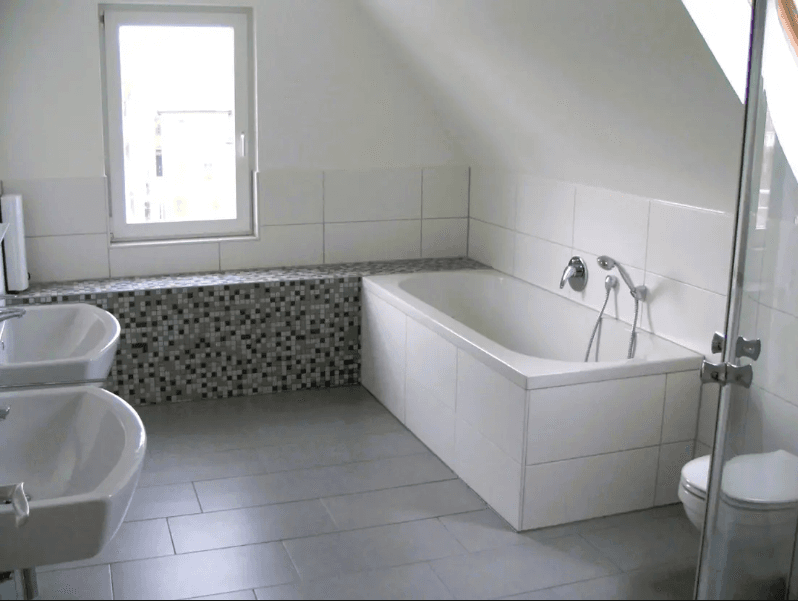 Prenájom bytu 5-izbový 125 m², Fuggerstr. 34, Waiblingen, Bádensko-Wurttembersko Prenájom bytu 5-izbový 125 m², Fuggerstr. 34, Waiblingen, Bádensko-Wurttembersko