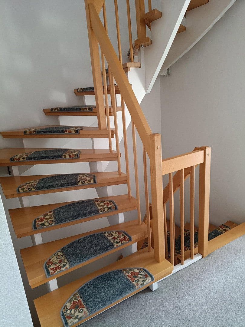 Predaj domu 146 m², pozemek 160 m², Alte Poststraße 27, Hohenkammer, Bavorsko Predaj domu 146 m², pozemek 160 m², Alte Poststraße 27, Hohenkammer, Bavorsko