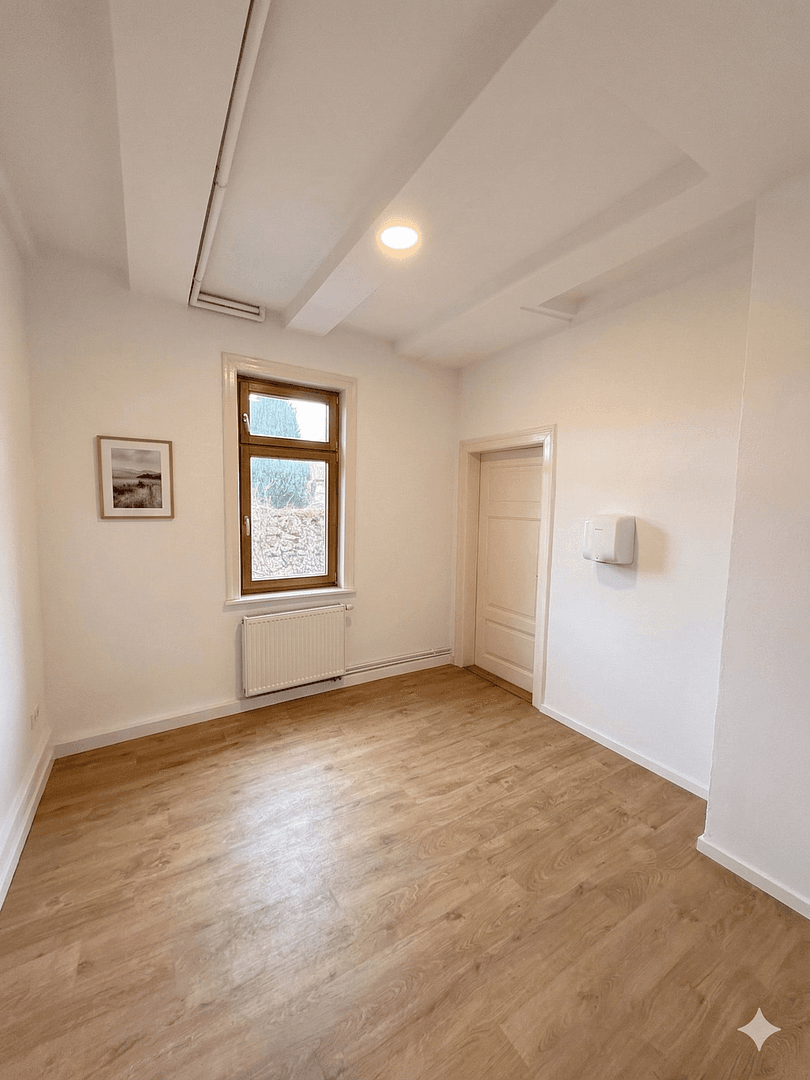 Prenájom kancelárie 280 m², Bahnhofstraße 15, Walkenried, Dolné Sasko Prenájom kancelárie 280 m², Bahnhofstraße 15, Walkenried, Dolné Sasko