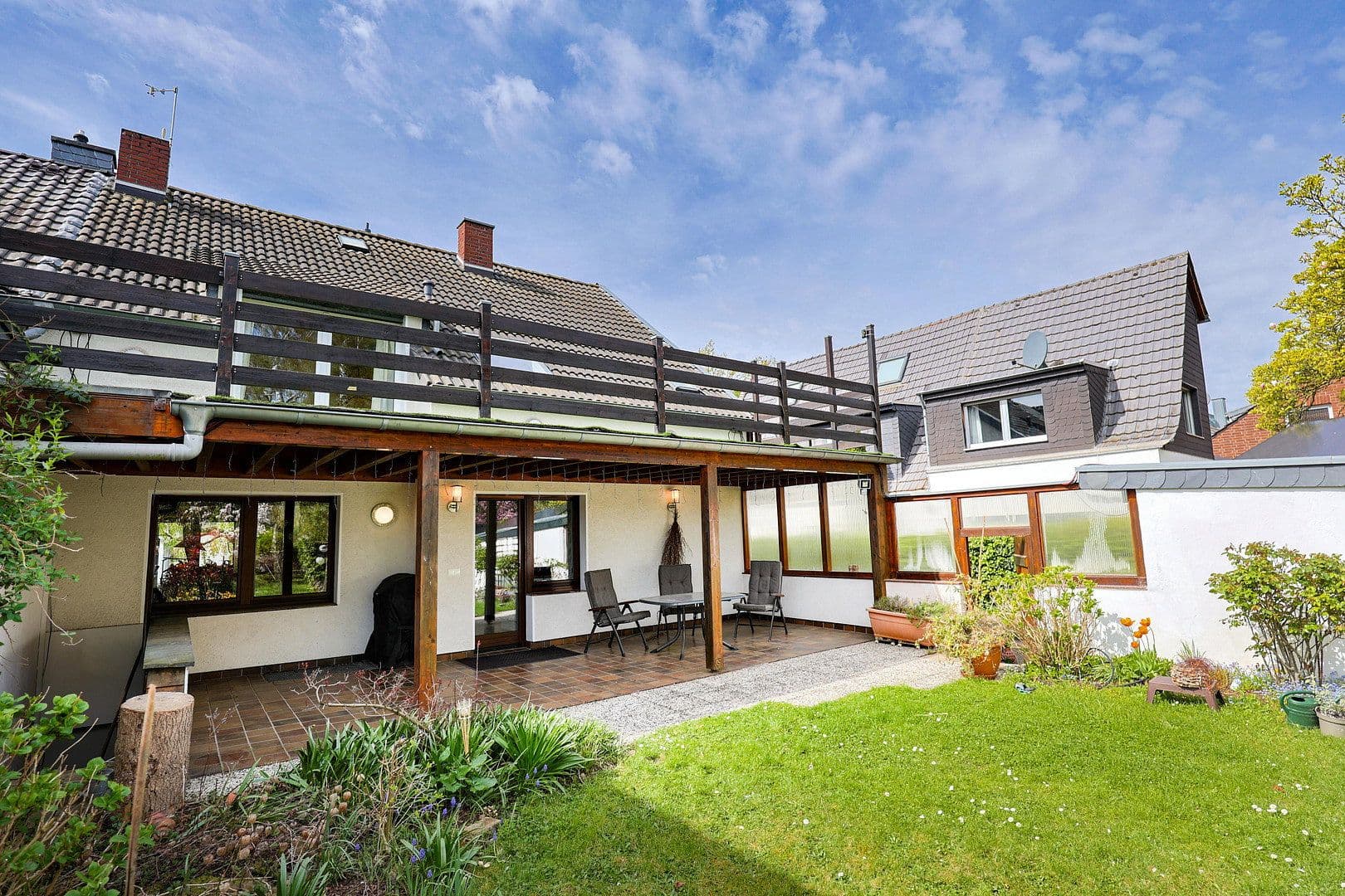 Predaj domu 144 m², pozemek 870 m², Josef-Steins-Straße 72, Dormagen, Severné Porýnie - Westfálsko Predaj domu 144 m², pozemek 870 m², Josef-Steins-Straße 72, Dormagen, Severné Porýnie - Westfálsko