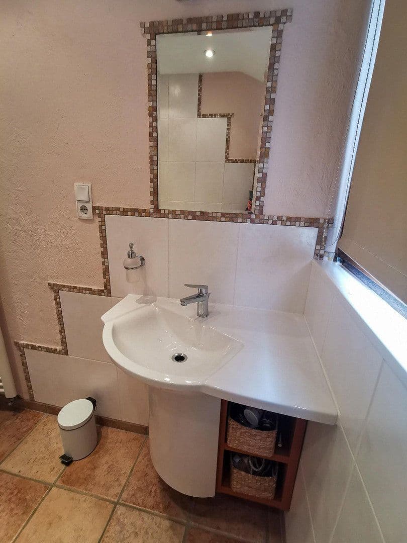 Predaj domu 144 m², pozemek 870 m², Josef-Steins-Straße 72, Dormagen, Severné Porýnie - Westfálsko Predaj domu 144 m², pozemek 870 m², Josef-Steins-Straße 72, Dormagen, Severné Porýnie - Westfálsko