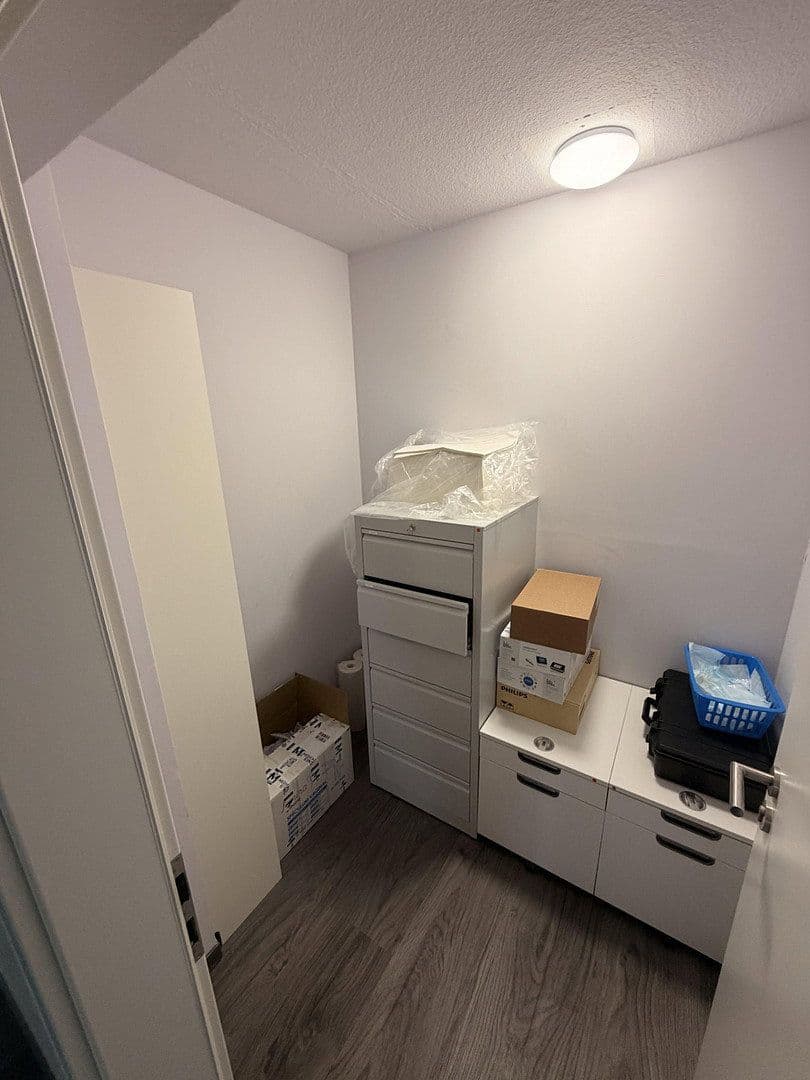 Prenájom kancelárie 170 m², Bismarckstraße 4, Pinneberg, Šlezvicko-Holštajnsko Prenájom kancelárie 170 m², Bismarckstraße 4, Pinneberg, Šlezvicko-Holštajnsko