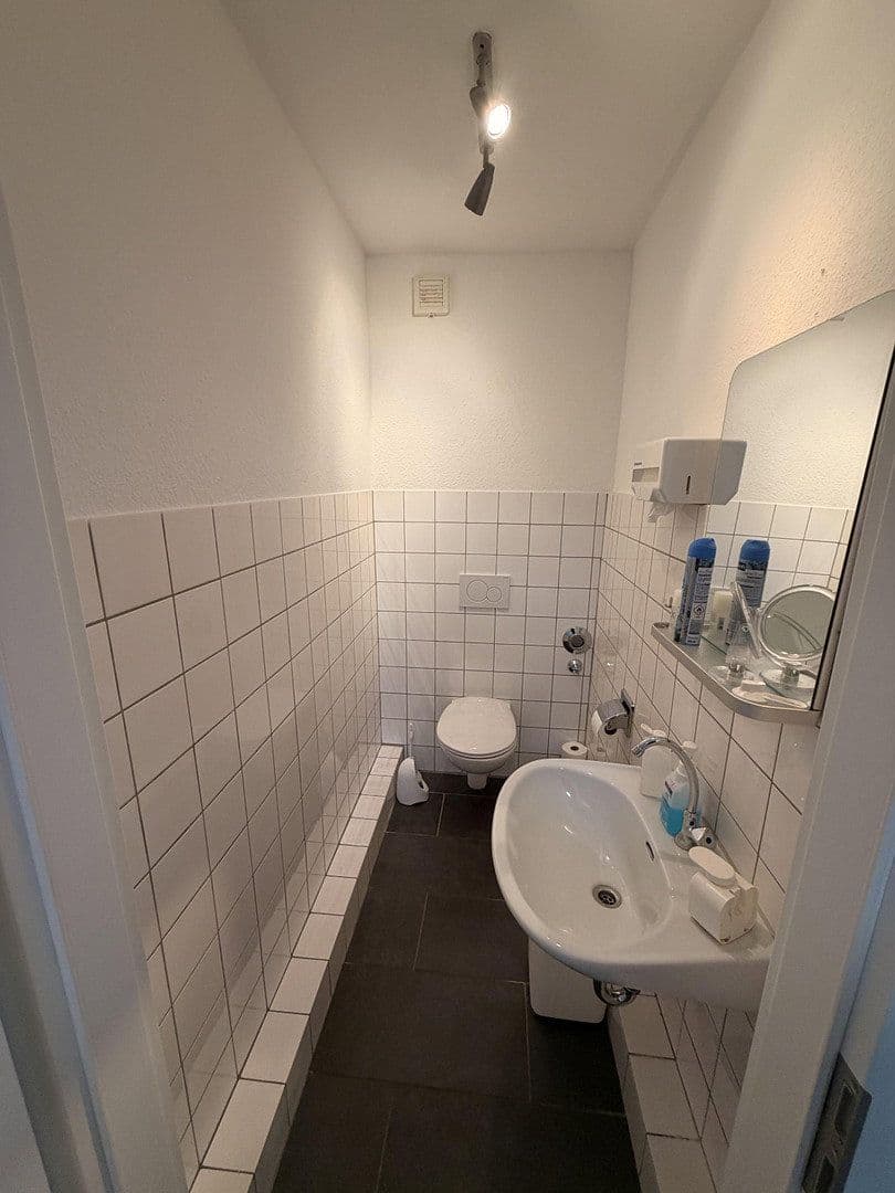 Prenájom kancelárie 170 m², Bismarckstraße 4, Pinneberg, Šlezvicko-Holštajnsko Prenájom kancelárie 170 m², Bismarckstraße 4, Pinneberg, Šlezvicko-Holštajnsko
