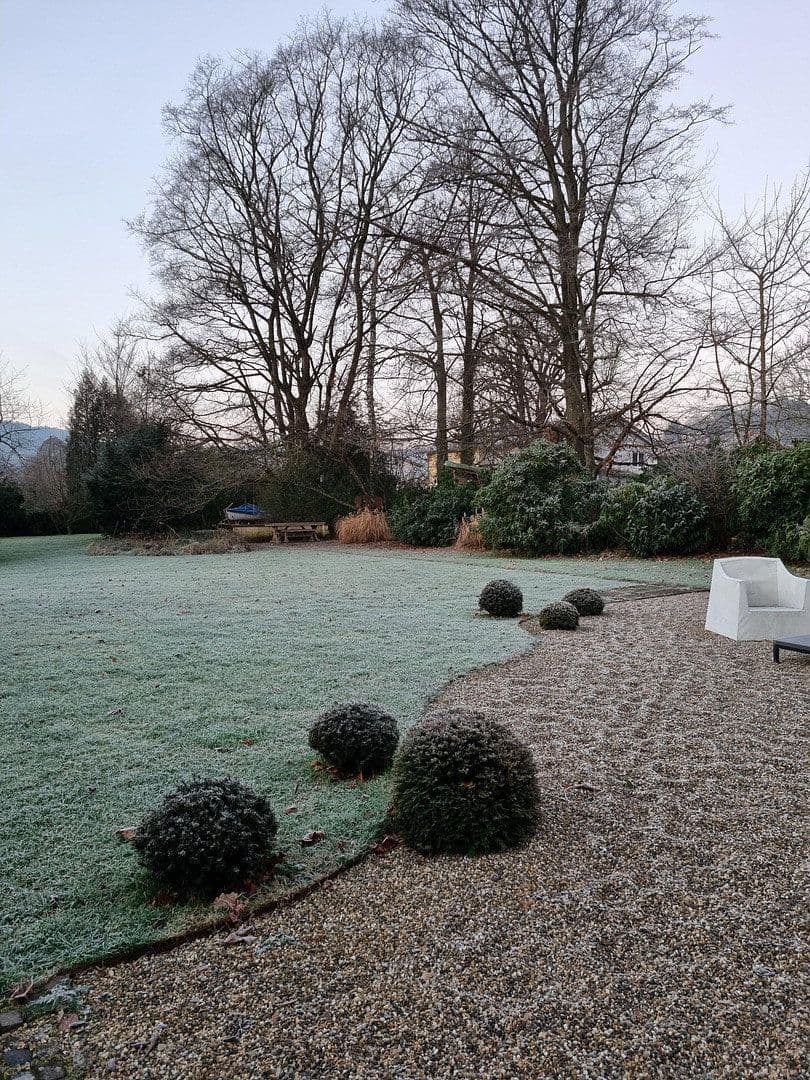 Predaj domu 450 m², pozemek 5.000 m², Gernsbach, Bádensko-Wurttembersko Predaj domu 450 m², pozemek 5.000 m², Gernsbach, Bádensko-Wurttembersko