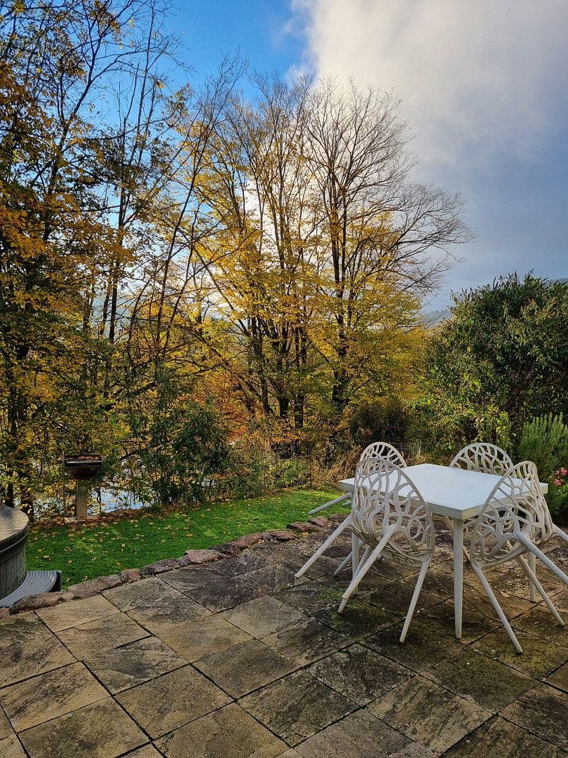 Predaj domu 450 m², pozemek 5.000 m², Gernsbach, Bádensko-Wurttembersko Predaj domu 450 m², pozemek 5.000 m², Gernsbach, Bádensko-Wurttembersko