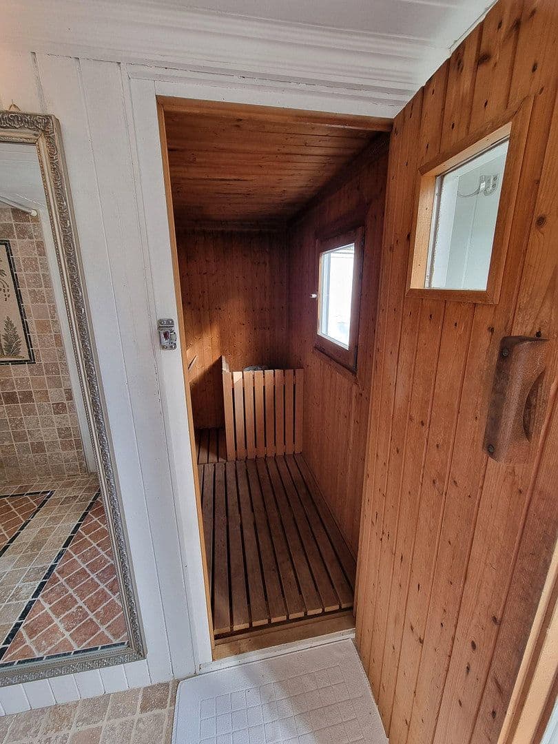 Predaj domu 450 m², pozemek 5.000 m², Gernsbach, Bádensko-Wurttembersko Predaj domu 450 m², pozemek 5.000 m², Gernsbach, Bádensko-Wurttembersko