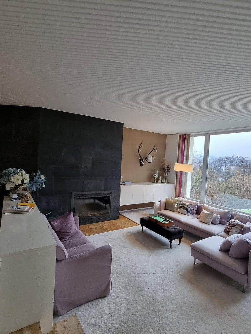 Predaj domu 450 m², pozemek 5.000 m², Gernsbach, Bádensko-Wurttembersko Predaj domu 450 m², pozemek 5.000 m², Gernsbach, Bádensko-Wurttembersko