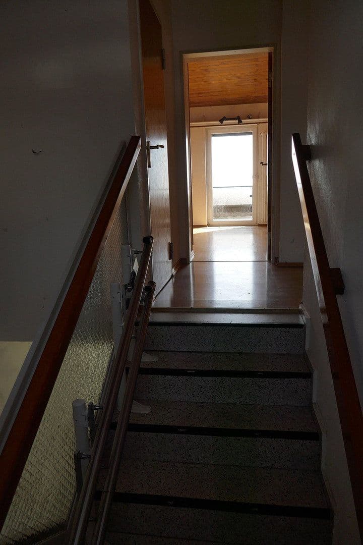 Predaj domu 140 m², pozemek 259 m², Rostocker Straße 20, Saarbrücken, Sársko Predaj domu 140 m², pozemek 259 m², Rostocker Straße 20, Saarbrücken, Sársko