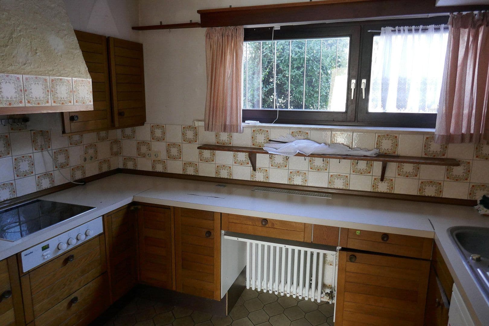 Predaj domu 140 m², pozemek 259 m², Rostocker Straße 20, Saarbrücken, Sársko Predaj domu 140 m², pozemek 259 m², Rostocker Straße 20, Saarbrücken, Sársko