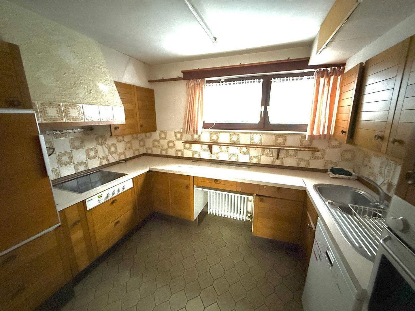 Predaj domu 140 m², pozemek 259 m², Rostocker Straße 20, Saarbrücken, Sársko Predaj domu 140 m², pozemek 259 m², Rostocker Straße 20, Saarbrücken, Sársko