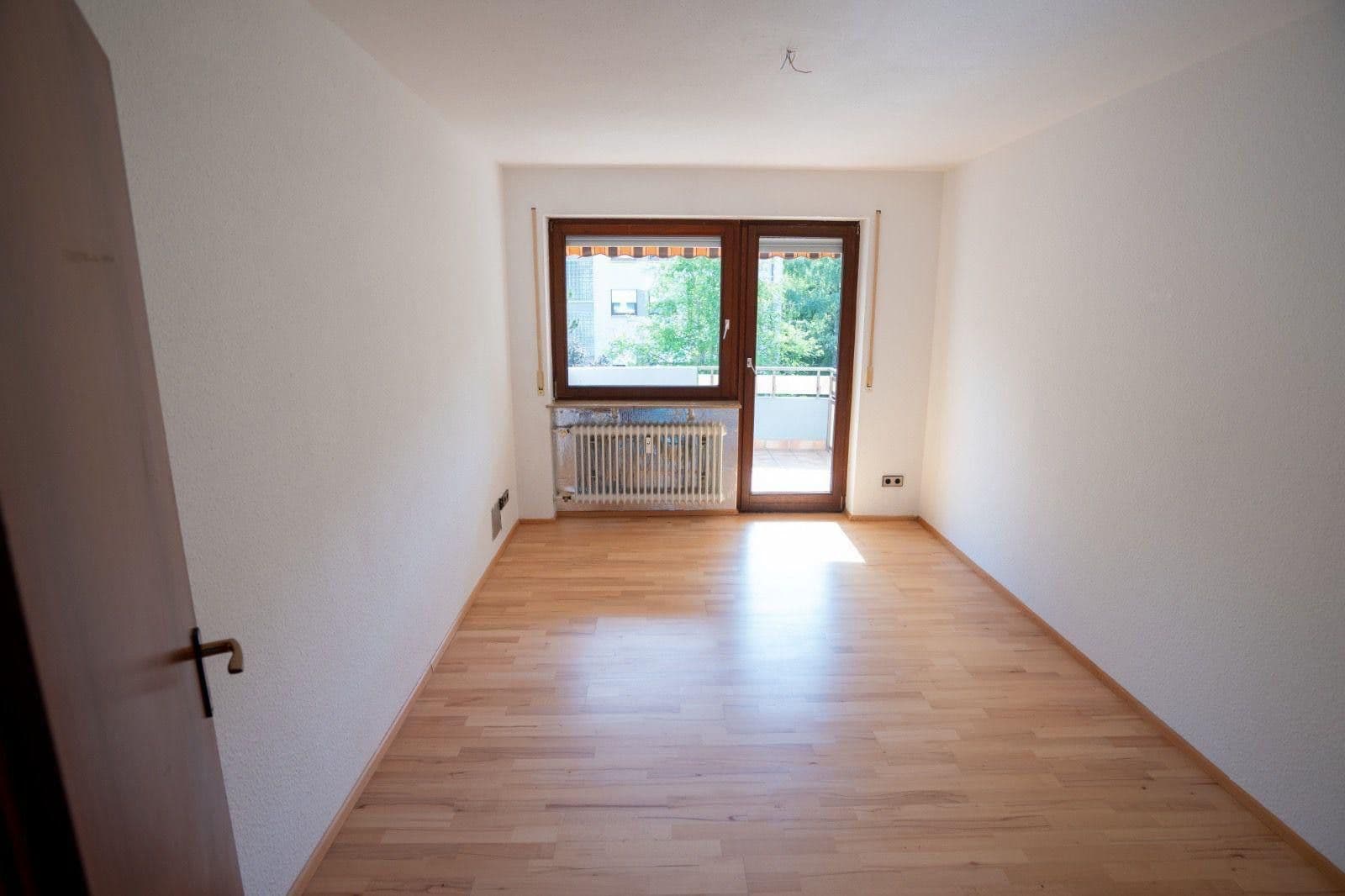 Predaj bytu 4-izbový 100 m², Blauenstraße 17, Singen (Hohentwiel), Bádensko-Wurttembersko Predaj bytu 4-izbový 100 m², Blauenstraße 17, Singen (Hohentwiel), Bádensko-Wurttembersko