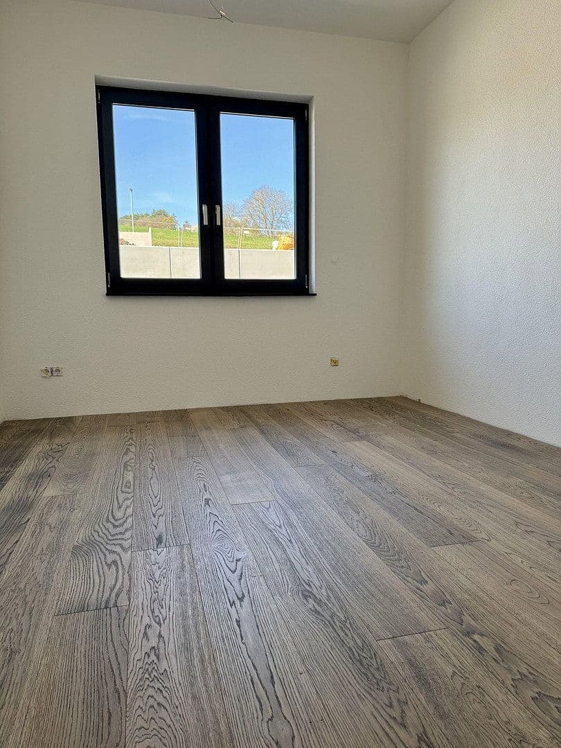 Predaj domu 140 m², pozemek 652 m², Boxberg, Bádensko-Wurttembersko Predaj domu 140 m², pozemek 652 m², Boxberg, Bádensko-Wurttembersko