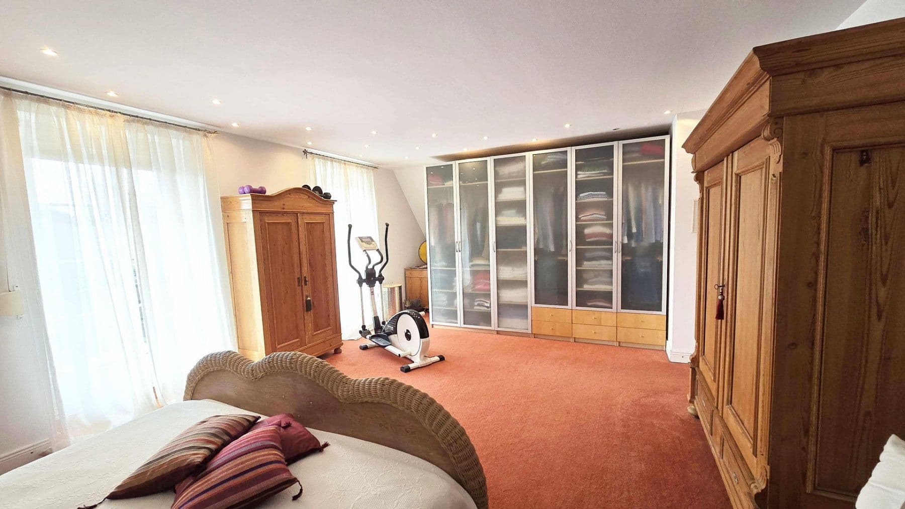 Predaj domu 168 m², pozemek 370 m², Hamburg, Hamburg Predaj domu 168 m², pozemek 370 m², Hamburg, Hamburg