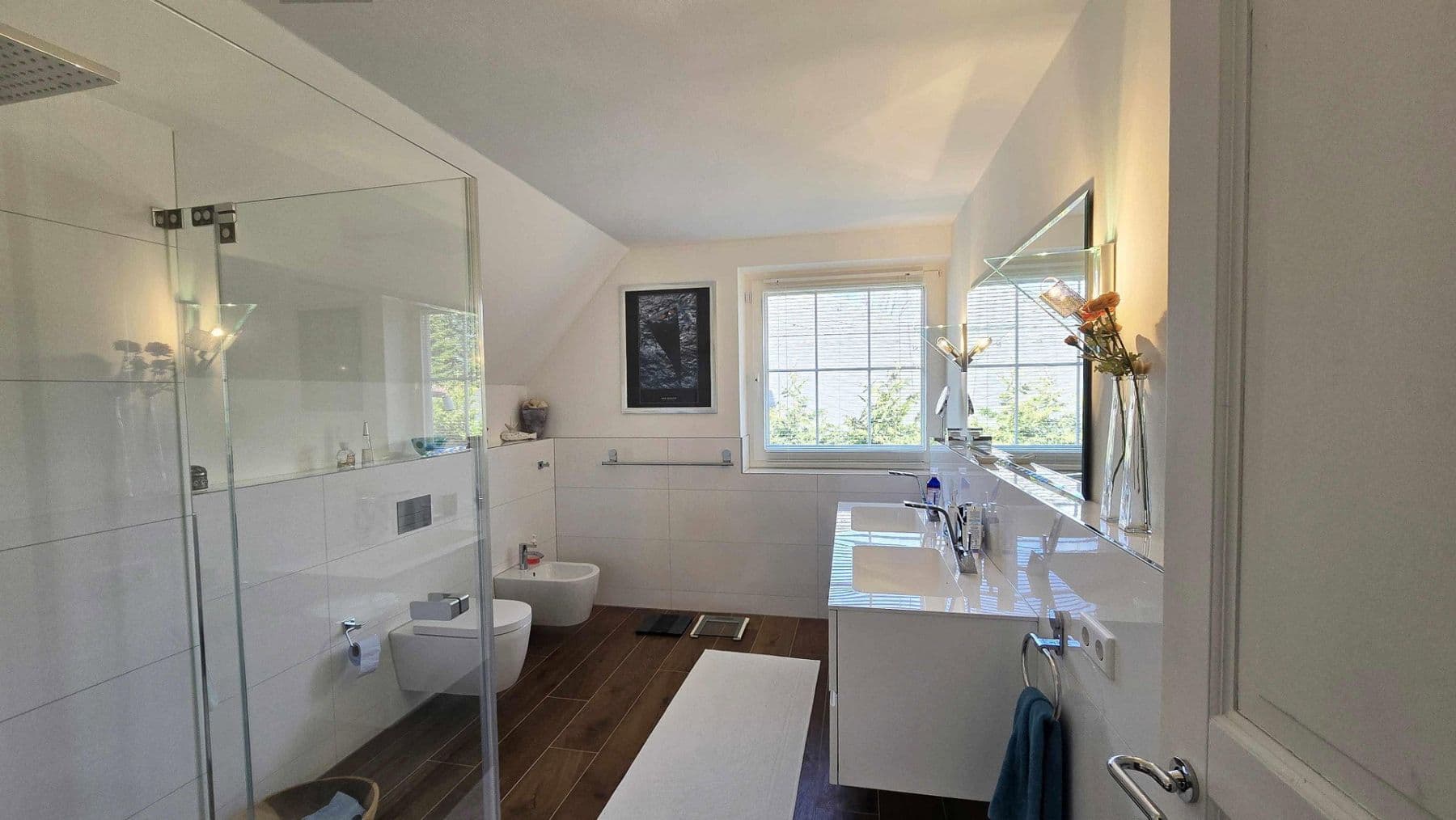 Predaj domu 168 m², pozemek 370 m², Hamburg, Hamburg Predaj domu 168 m², pozemek 370 m², Hamburg, Hamburg