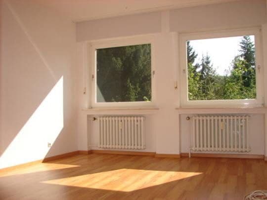 Prenájom bytu 4-izbový 106 m², Kuhstr. 11b, Wachtberg, Severné Porýnie - Westfálsko Prenájom bytu 4-izbový 106 m², Kuhstr. 11b, Wachtberg, Severné Porýnie - Westfálsko