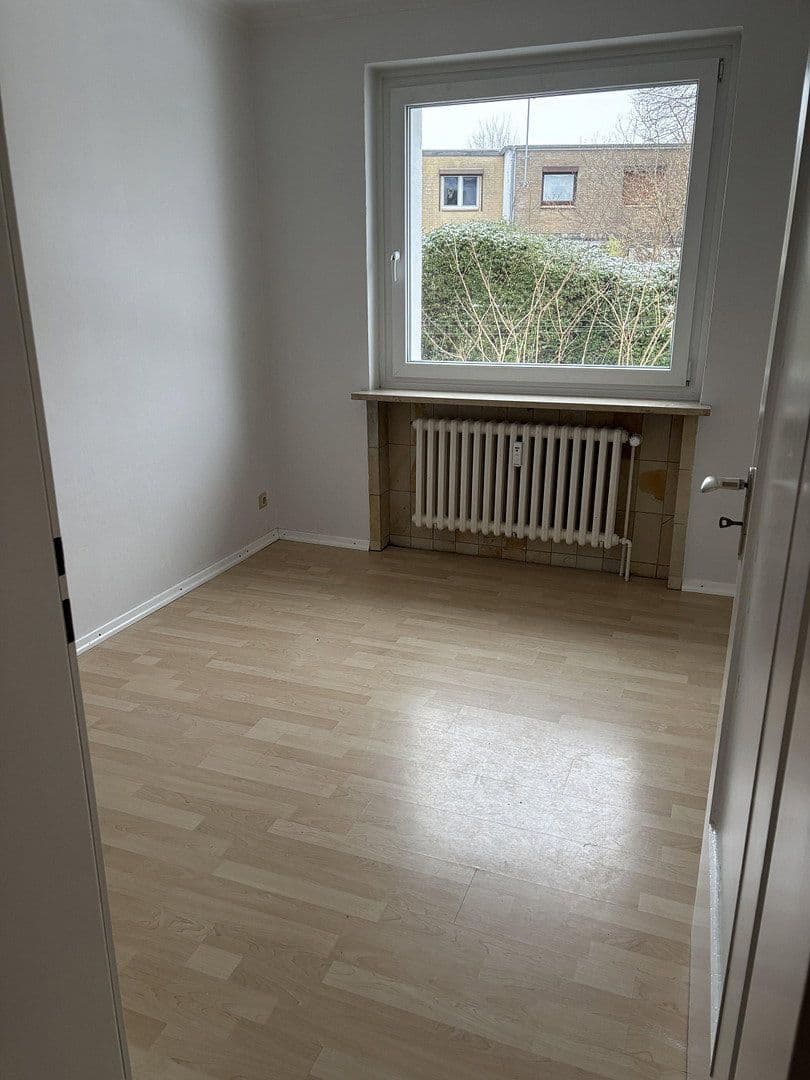 Prenájom bytu 4-izbový 87 m², Pinneberger Straße 55b, Wedel, Šlezvicko-Holštajnsko Prenájom bytu 4-izbový 87 m², Pinneberger Straße 55b, Wedel, Šlezvicko-Holštajnsko