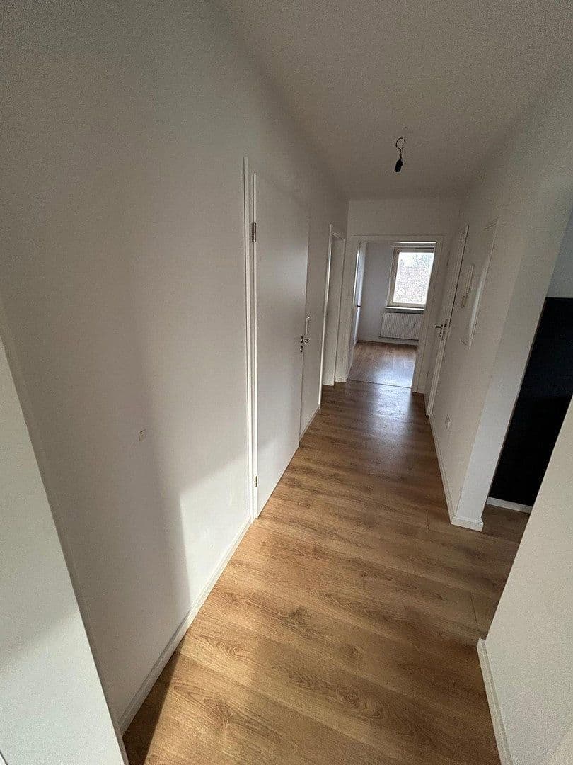 Prenájom bytu 3-izbový 54 m², Brakerstr. 17, Bielefeld, Severné Porýnie - Westfálsko Prenájom bytu 3-izbový 54 m², Brakerstr. 17, Bielefeld, Severné Porýnie - Westfálsko