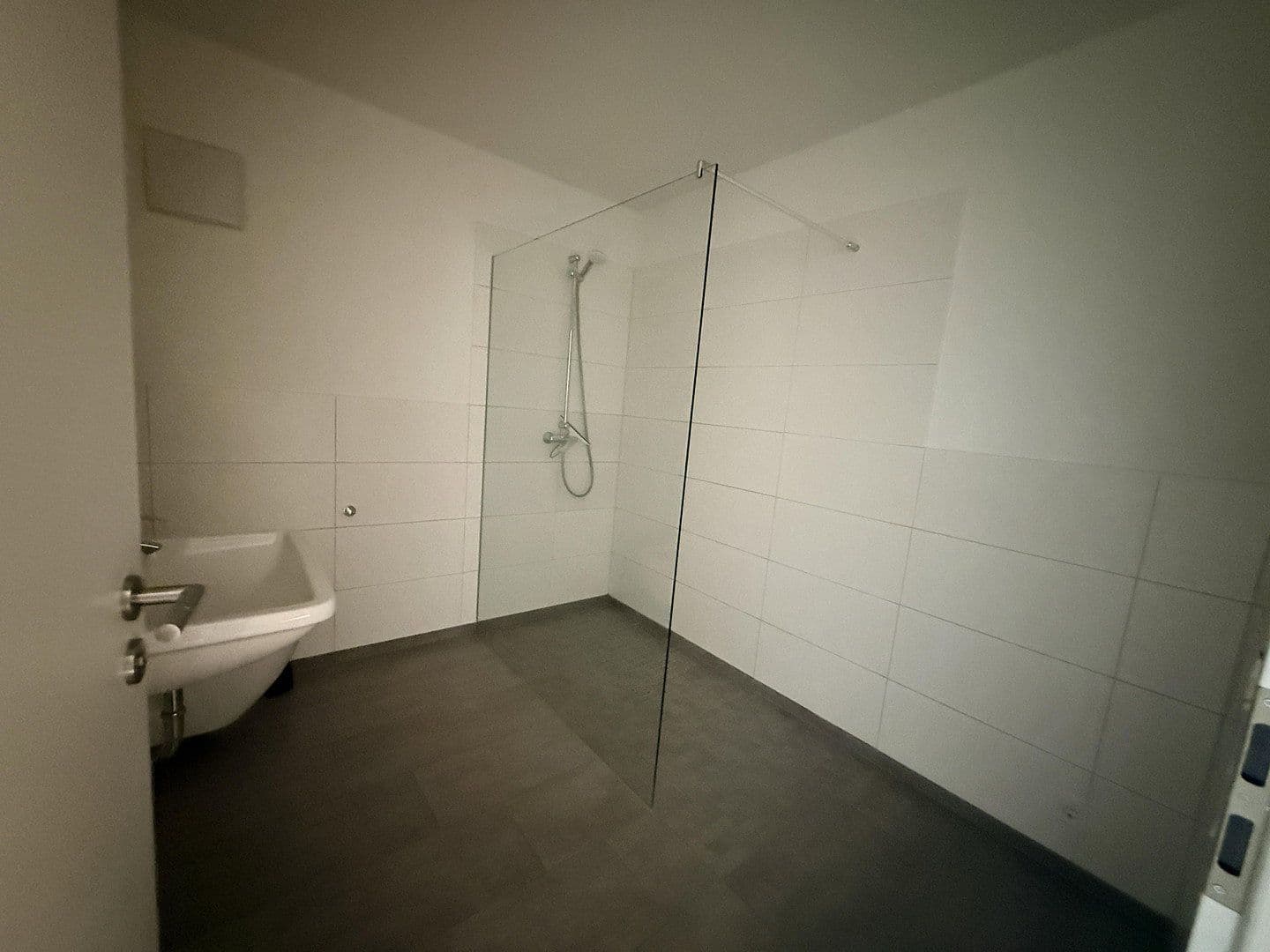 Prenájom domu 145 m², pozemek 123 m², Leonberger Straße 5a, Köln, Severné Porýnie - Westfálsko Prenájom domu 145 m², pozemek 123 m², Leonberger Straße 5a, Köln, Severné Porýnie - Westfálsko