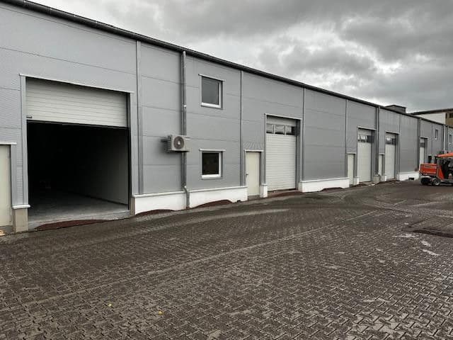 Prenájom nebytového priestoru 11.665 m², Delitzscher Straße 82, Halle, Sasko-Anhaltsko Prenájom nebytového priestoru 11.665 m², Delitzscher Straße 82, Halle, Sasko-Anhaltsko